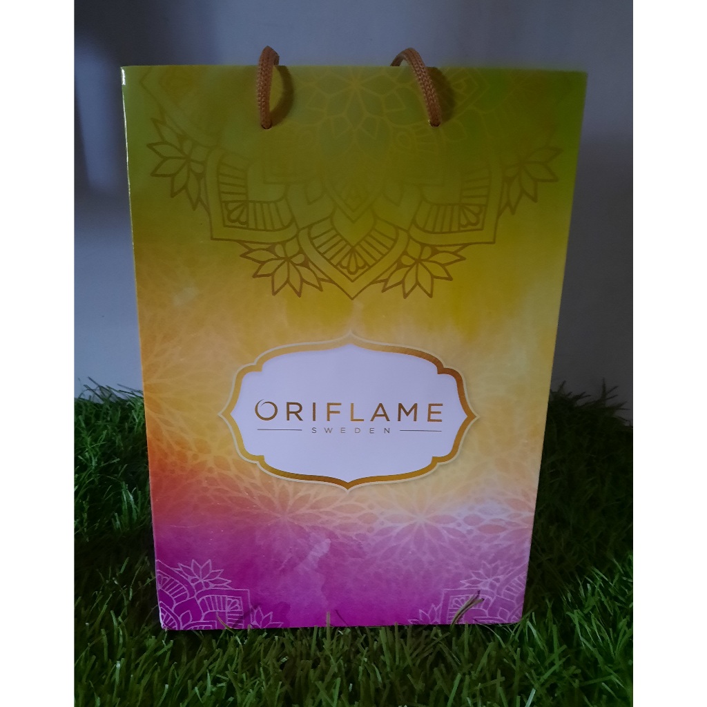 

Paper Bag Oriflame