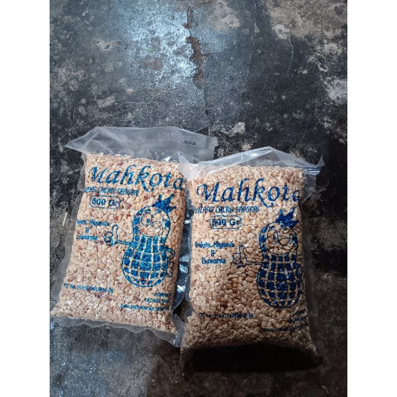 

Mahkota kacang gepuk untuk topping martabak