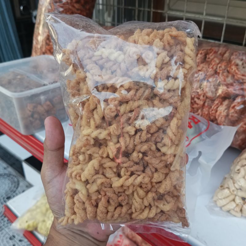 

Camilan Macroni Ulir Gurih Kriuk Rasa Sapi Panggang