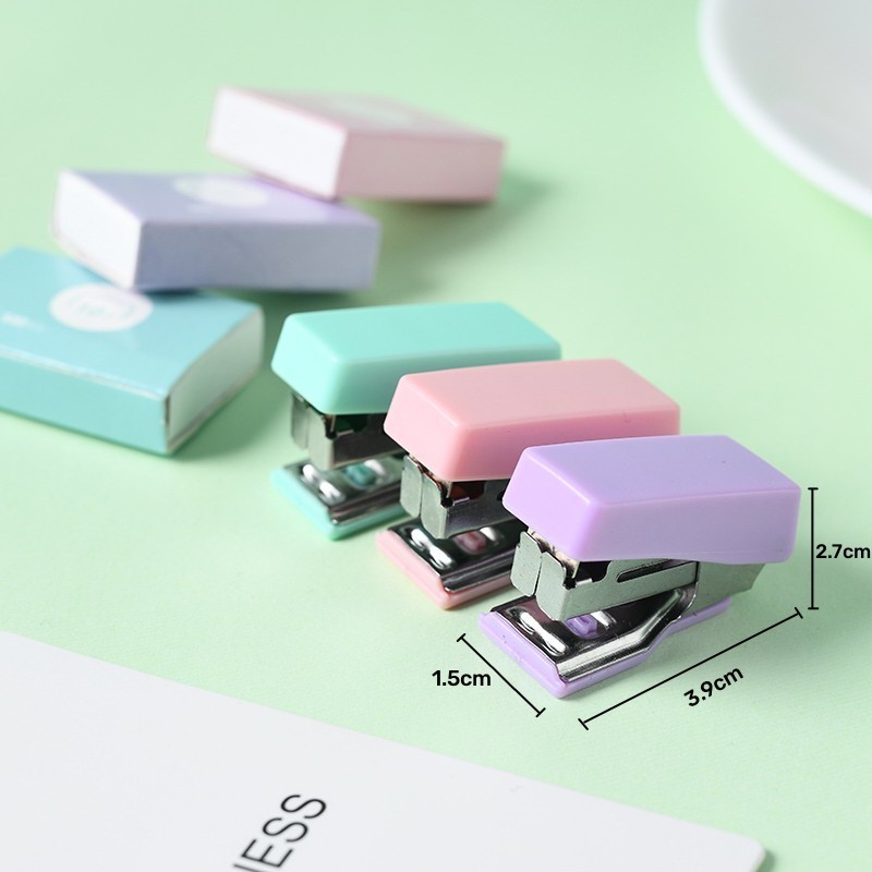 

Stapler #10 Free Refill mini set Staples kecil perlengkapan kantor mengikat logam kreatif macaron untuk pelajar sekolah