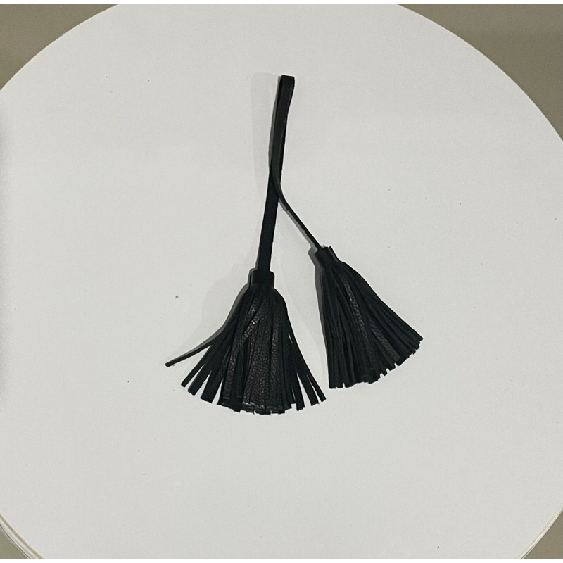Tassel gantungan tas RQ leather