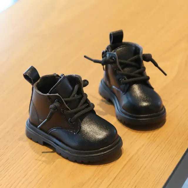 Sepatu Anak Model Boot Docmart Usia 1 - 3 Tahun DK Hitam