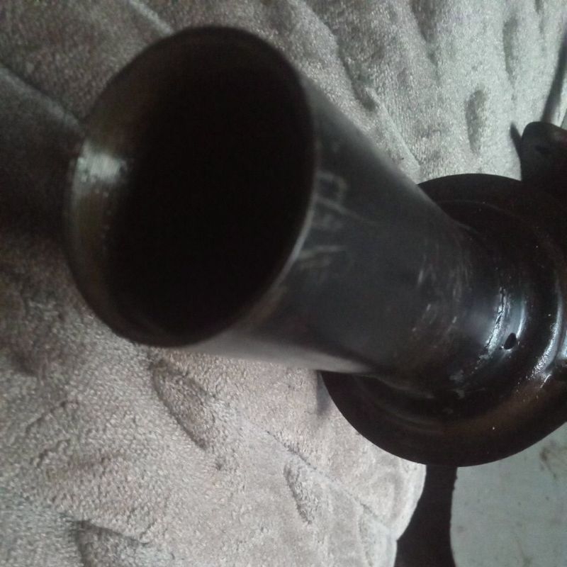 as roda depan/as maen daihatsu  hijet seribu copotan second original sebelah kanan