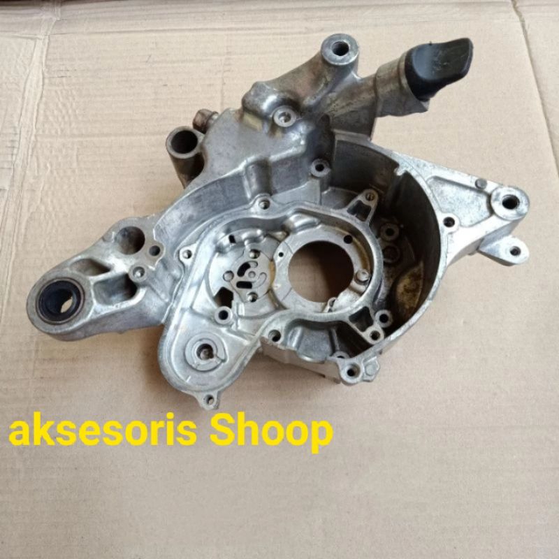 Blok Crankcase Krengkes Cranksaft Kanan Bak Oli Tempat Oli Honda Vario 110 Karbu ORIGINAL COPOTAN
