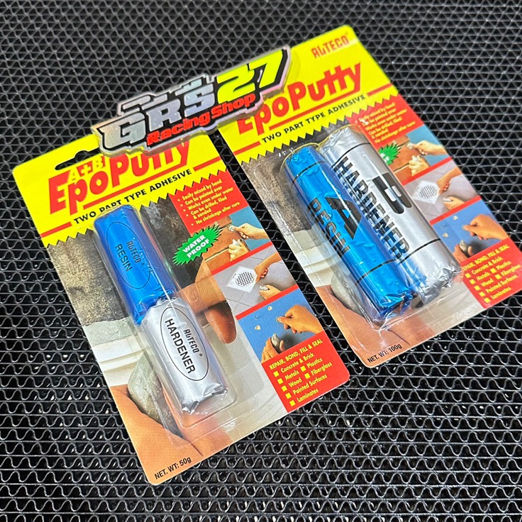 

Langsung Dibeli LEM PORTING 5 GRAM DAN 1 GRAM LEM EPO PUTTY ALTECCO EPO PUTTY RESIN HARDENER ORI ORIGINAL ALTECO