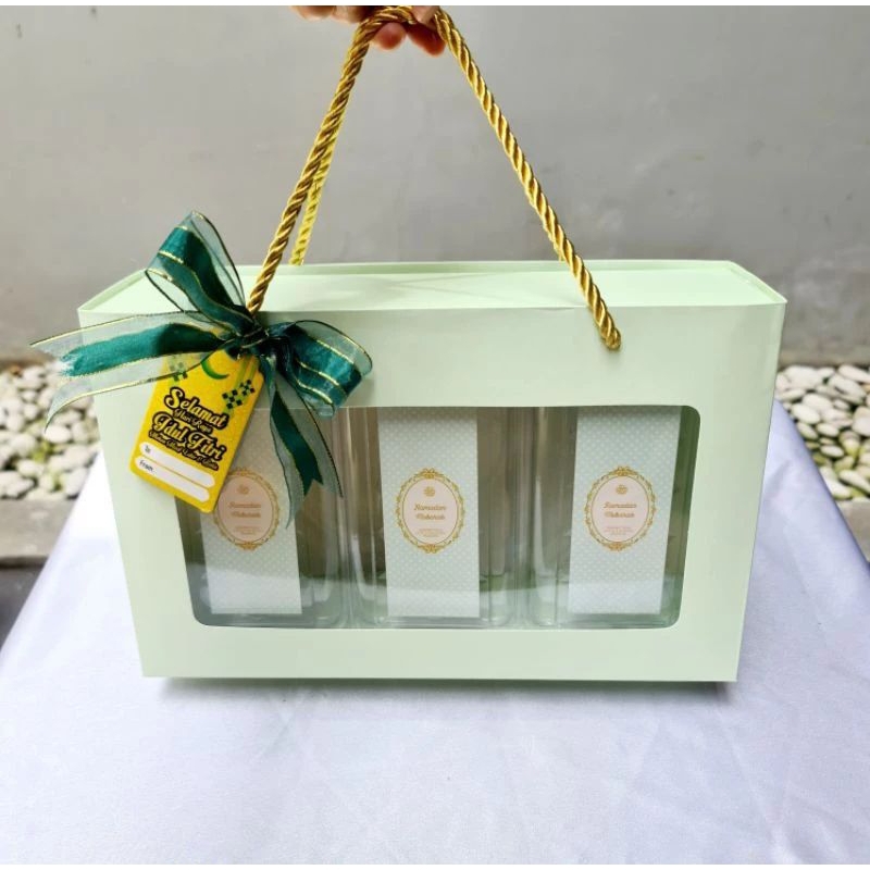 

Box Kue Kering SLIDING/ Box Lebaran Sliding 3 Toples Persegi ( MINIMUM ORDER 5PCS )