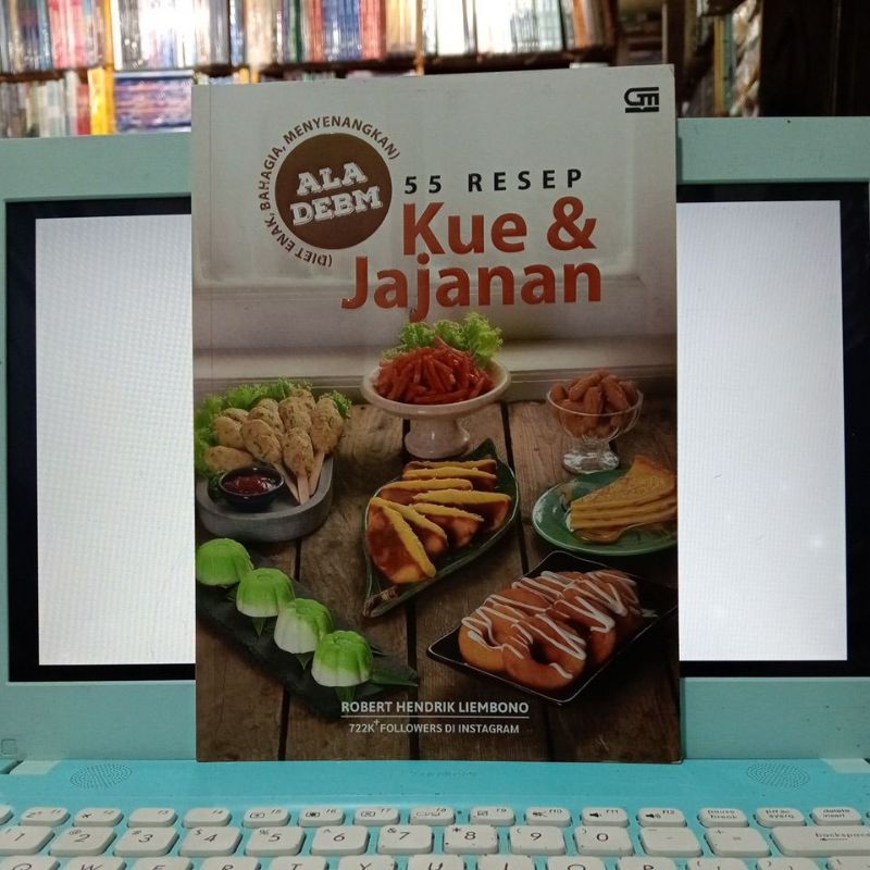 BUKU 55 RESEP KUE & JAJANAN ALA DEBM