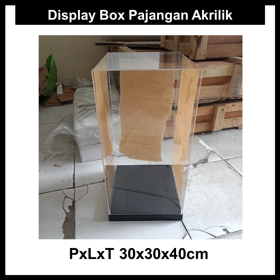 Display Box Pajangan Akrilik PxLxT 3x3x4cm KODE I7V5