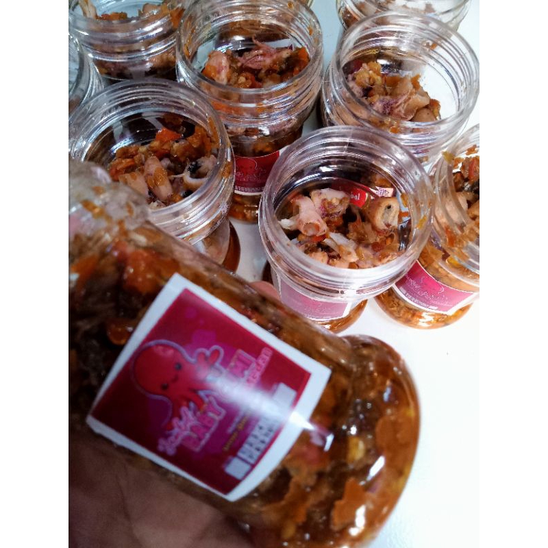 

Sambal Bebi cumi Medan ,sangat lezat di temani nasi