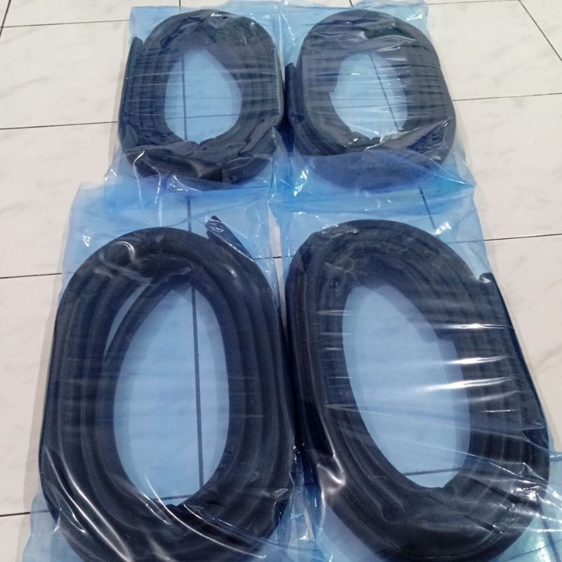 karet balon karet bunyi pintu mobil rush-terios
