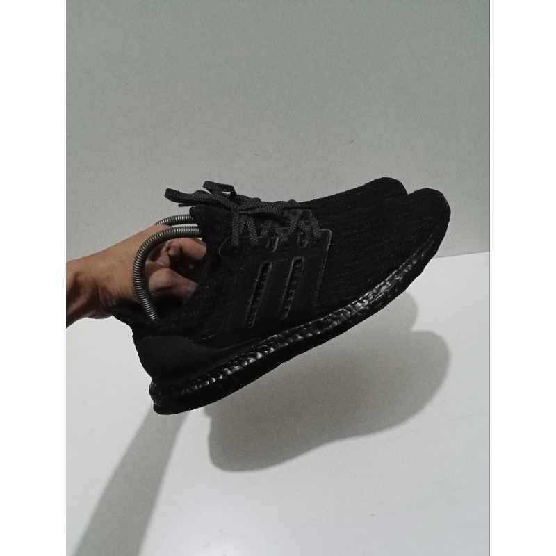 Sepatu Adidas Ultra Boost 4.0 Triple Black Second Original 42