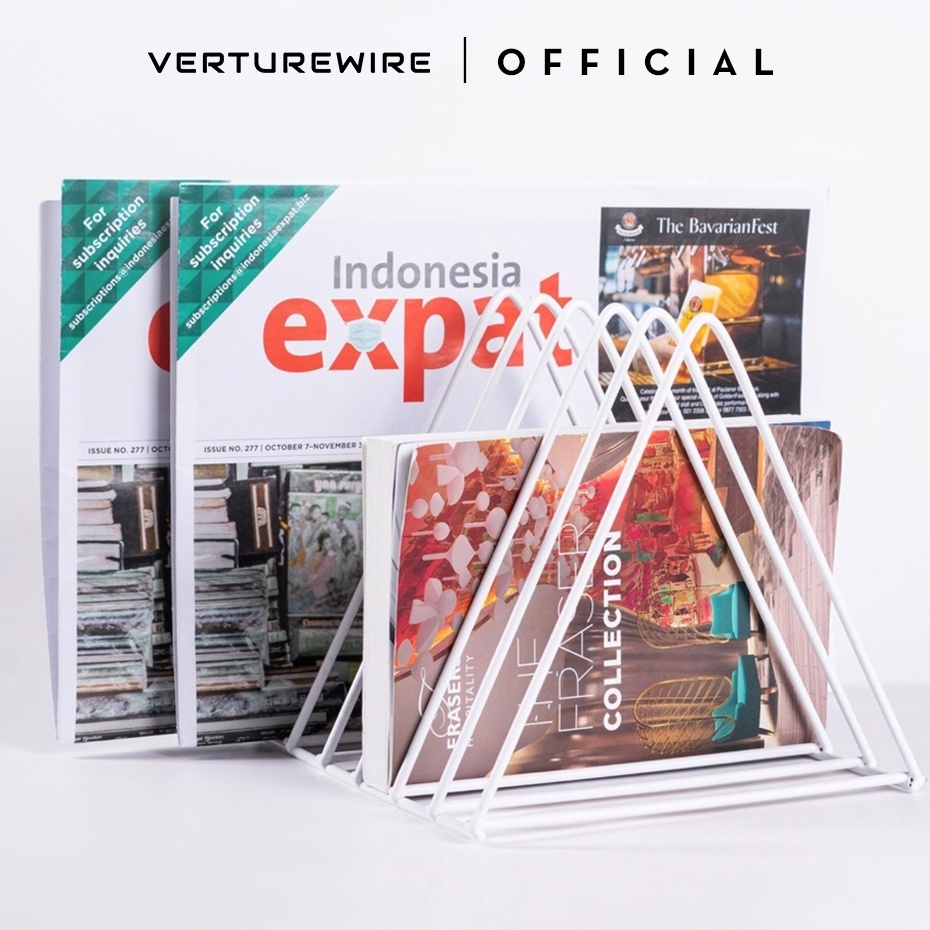 

Sekarang Diskon Verturewire Sekat Pembatas Buku Minimalis Triangle Bookshelf