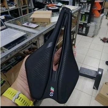 Saddle Toseek tipe PRO 143 ringan dan nyaman bike saddle TJ