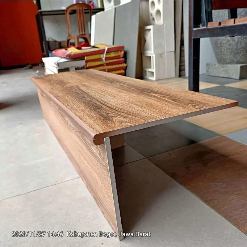 GRANIT LANTAI MOTIF KAYU  30x100 20x100 NUCA DRAK BROWN