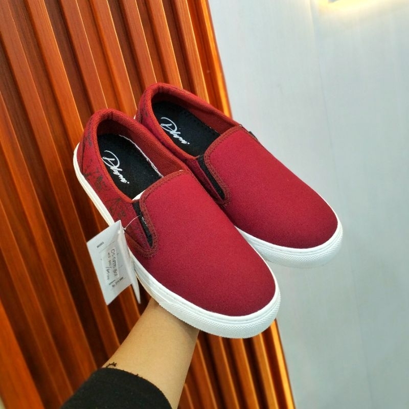 [JURAGAN TAS BANYUWANGI] SEPATU SELOP DLAMA MAROON 39-43 OS SPTB801