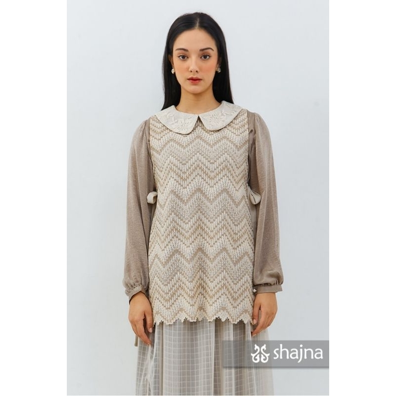 Shajna Vest