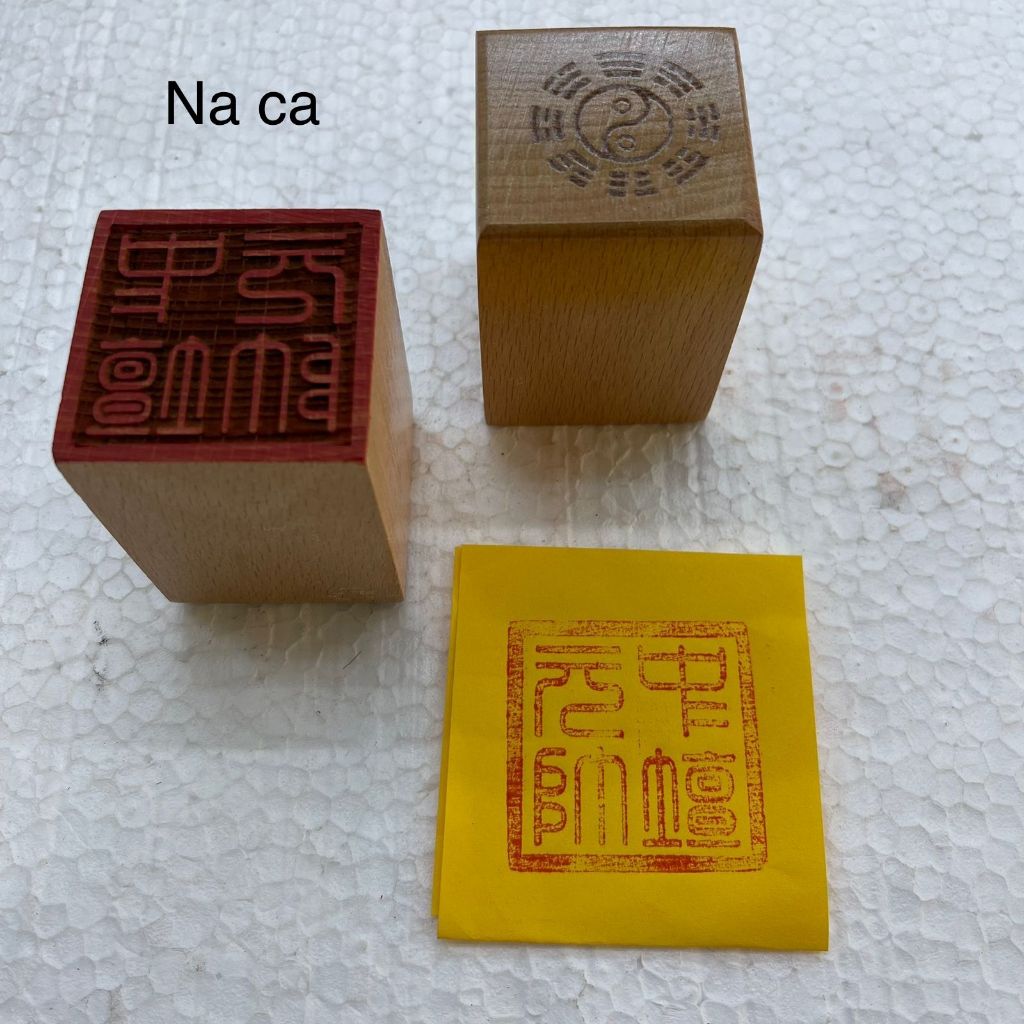 

Stempel Dewa Naca Kayu Ukir Merah
