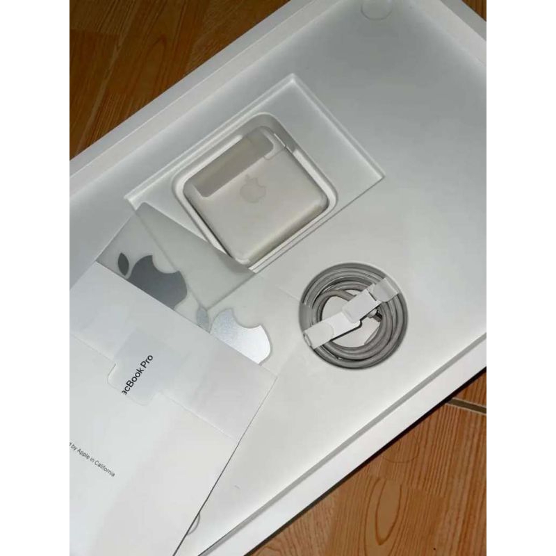 Macbook pro m1 2020 ram 8/256gb