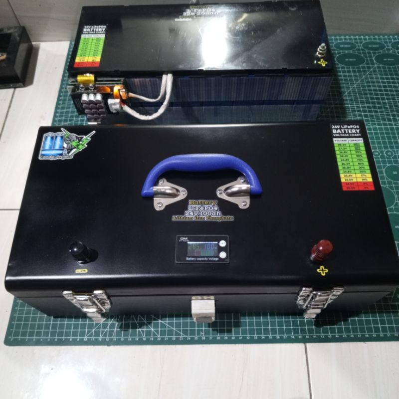 Baterai Lifepo4 24v 100ah Dengan box