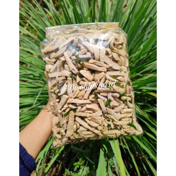 

Segera belanja basreng kering basreng original daun jeruk isi 1kg
