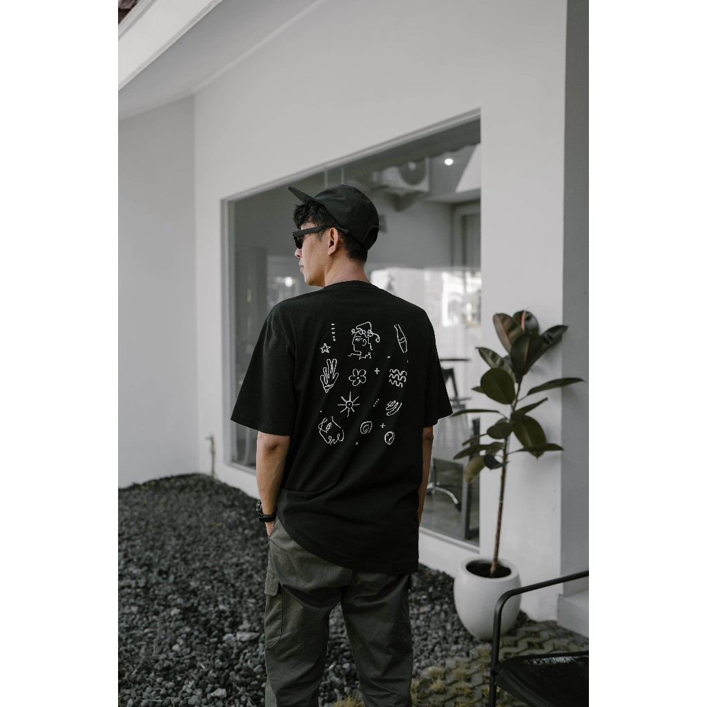 Kaos Oversized Pria Exvecto The Journey