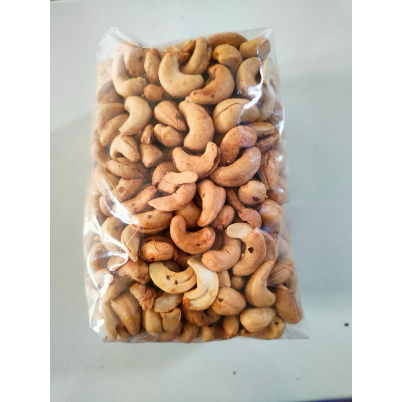 

Kacang Mede Mateng
