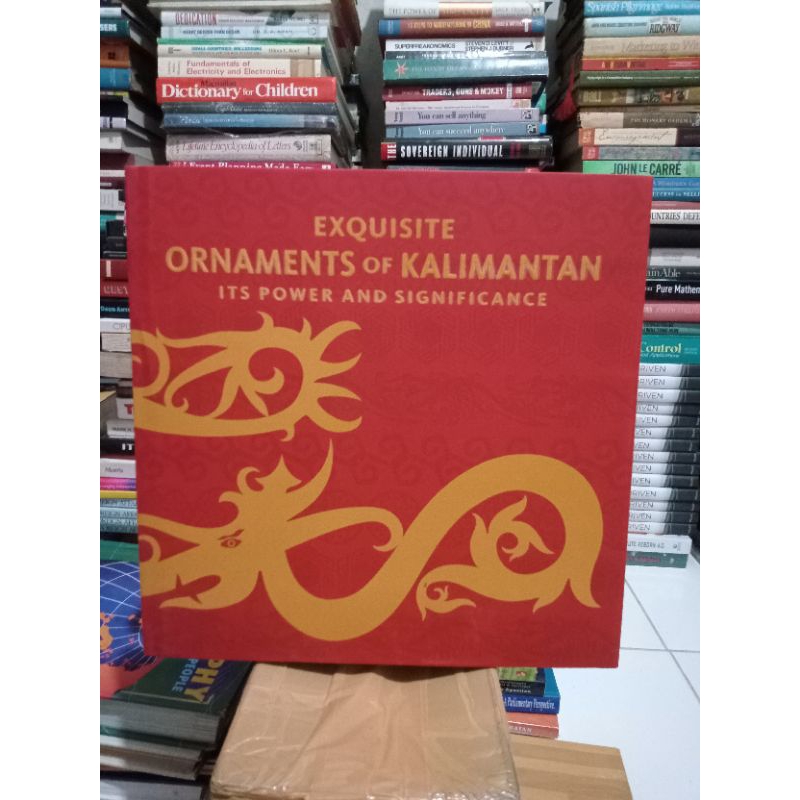 BUKU ORI EXQUISITE ORNAMENTS OF KALIMANTAN