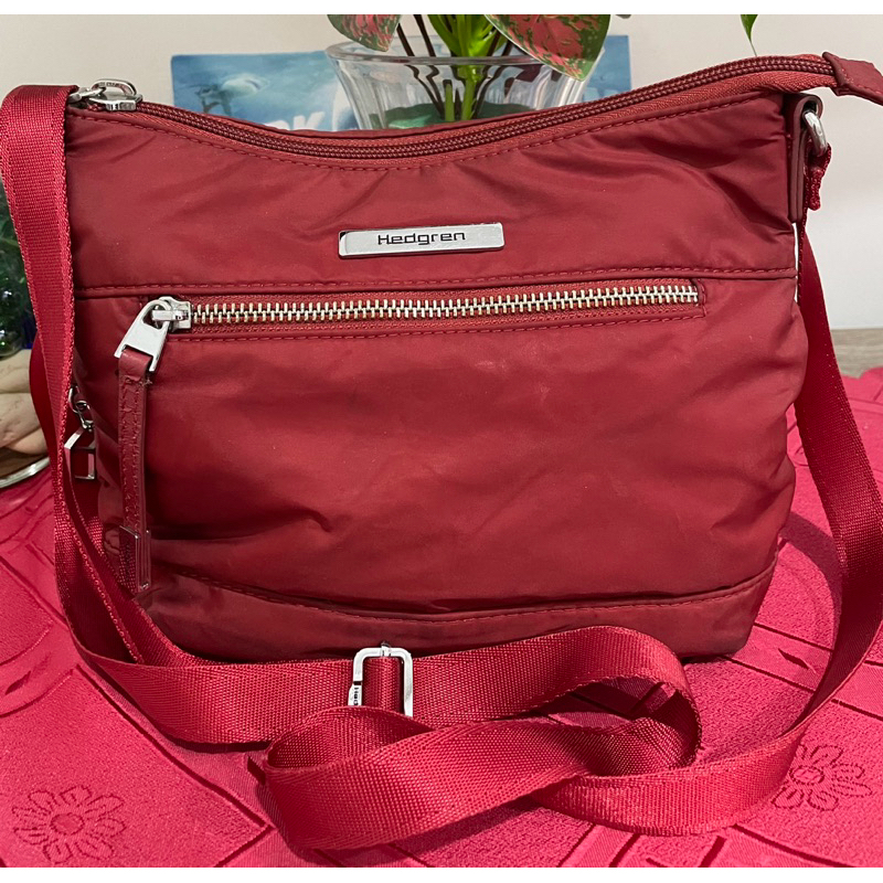 hedgren preloved | tas sling hedgren preloved