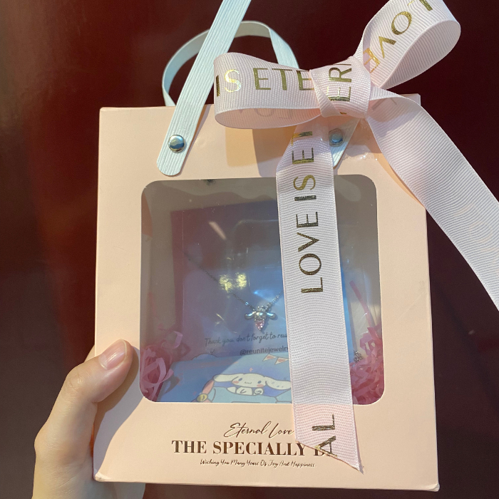 

Tambahan Gift Bag Kado Ultah/Kado Anniv + Kartu Ucapan [Cantumkan kata2 di Note pesanan]