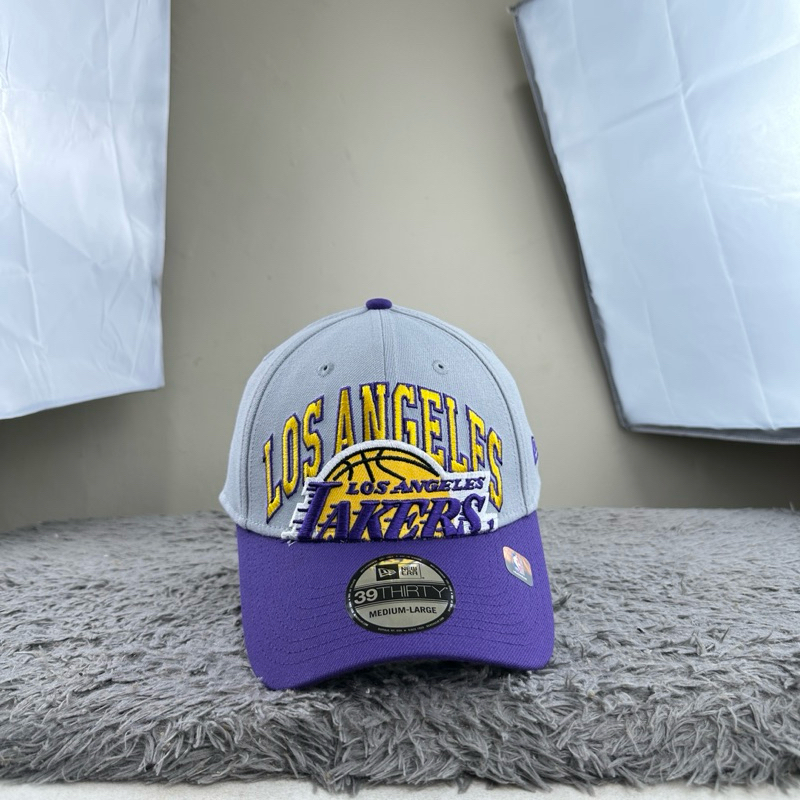 Topi 39Thirty Original New Era Lakers NBA Tip Off 2023 60421317