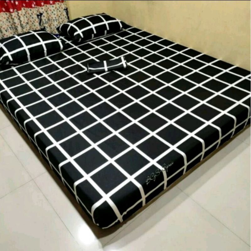 SARUNG BUSA MOTIF KOTAK HITAM PUTIH/SARUNG RESLETING
