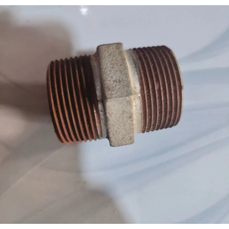 Drat luar 11/4 inch besi babet sambungan pipa besi