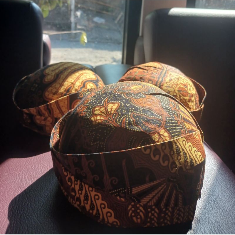 BLANGKON SOLO BATIK ANAK  FESTIVAL//Kartinian//Acara Adat jawa