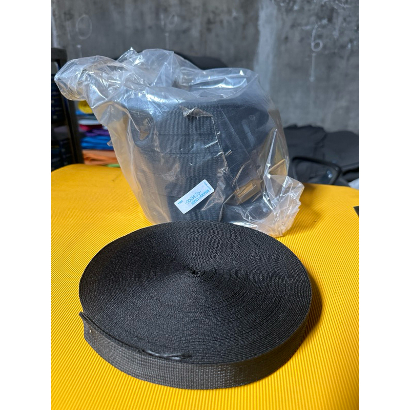 

Bisban KRB 2,5cm x 27M. bahan tebal (gema sutra)