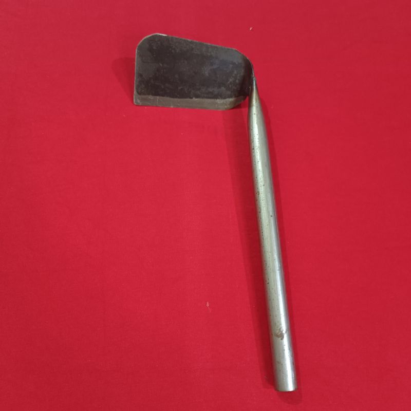 Cangkul mini/tajak rumput halaman