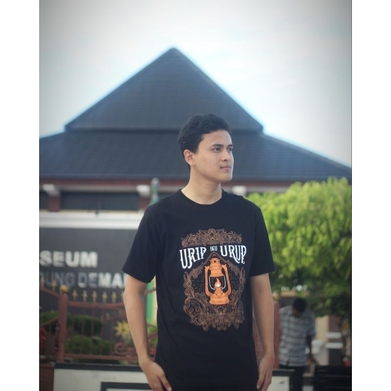 Kaos Urip Iku Urup