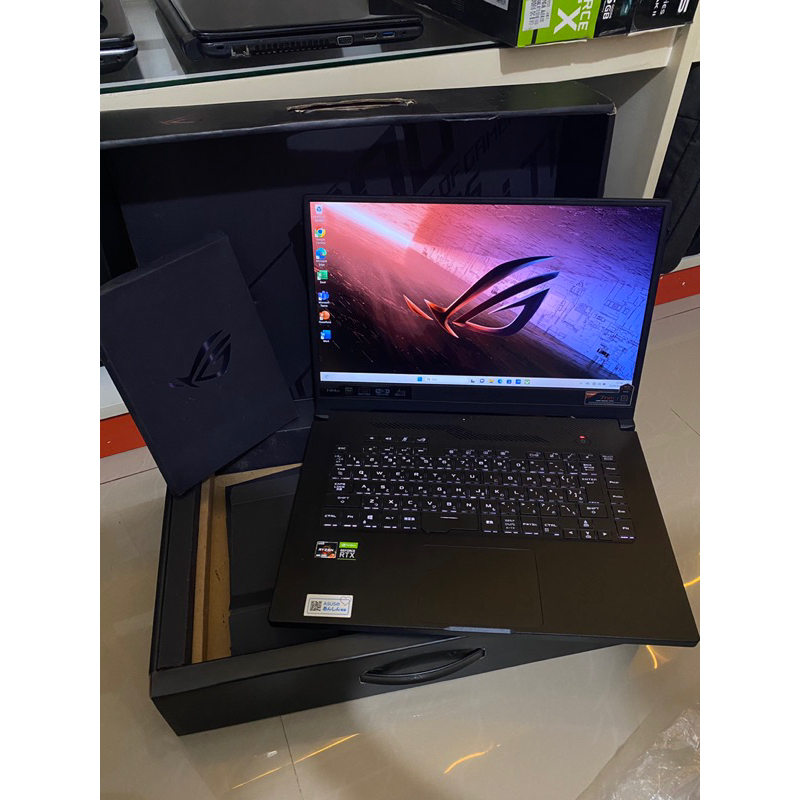 Asus rog zephyrus g15 amd ryzen 7 16gb Rtx 2060 6gb not rtx 4090