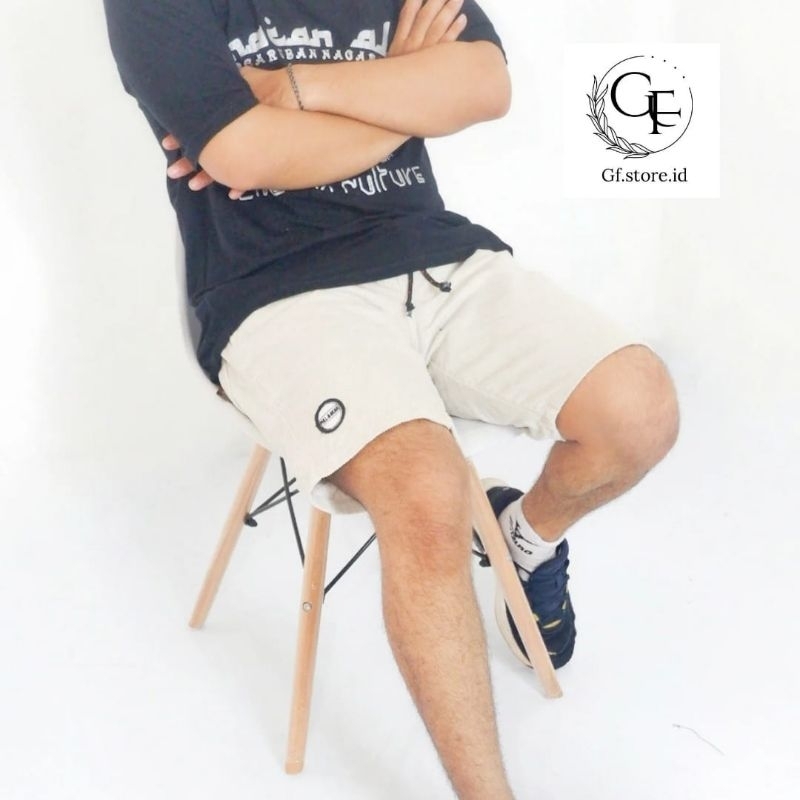 CELANA PENDEK PRIA CORDUROY PULL&BEAR