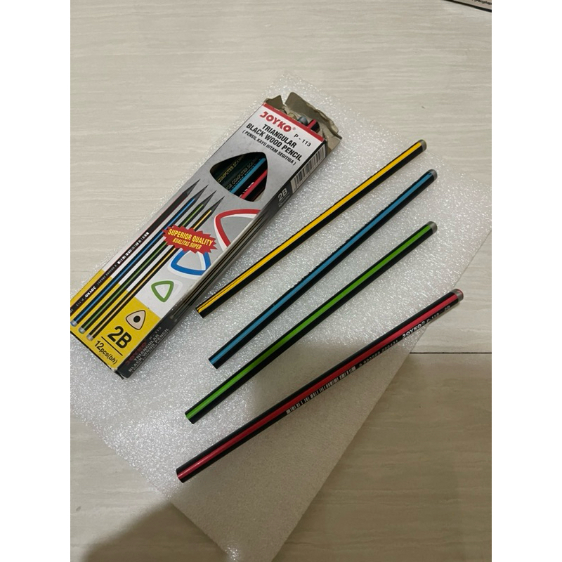 

Joyko Pencil P-113 2B Pensil Kayi Hitam Segitiga