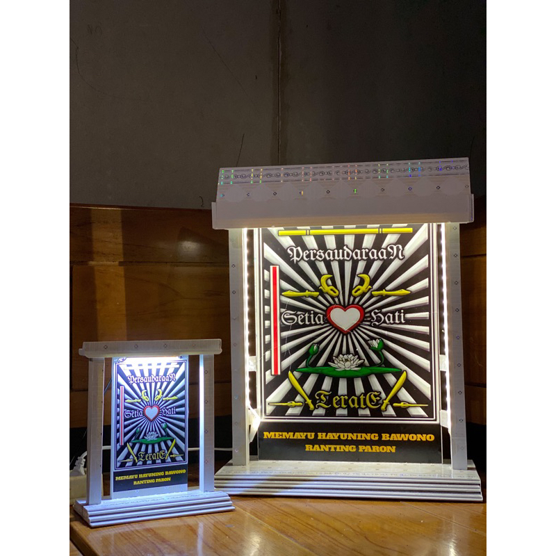 miniatur tugu psht lampu,pvc