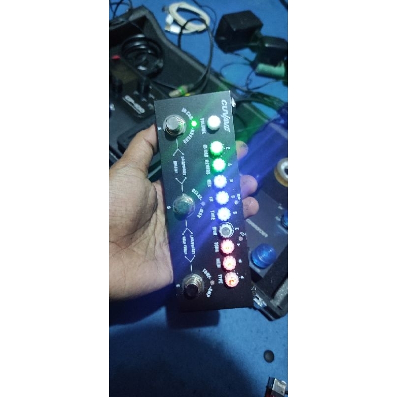 Efek Gitar Cuvave Cube Baby Second
