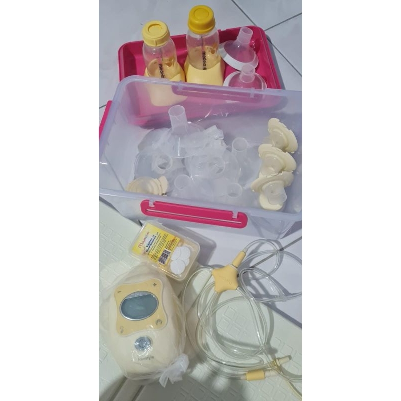 Preloved pompa asi second Medela Freestyle corong botol silicone blue white valve backflow