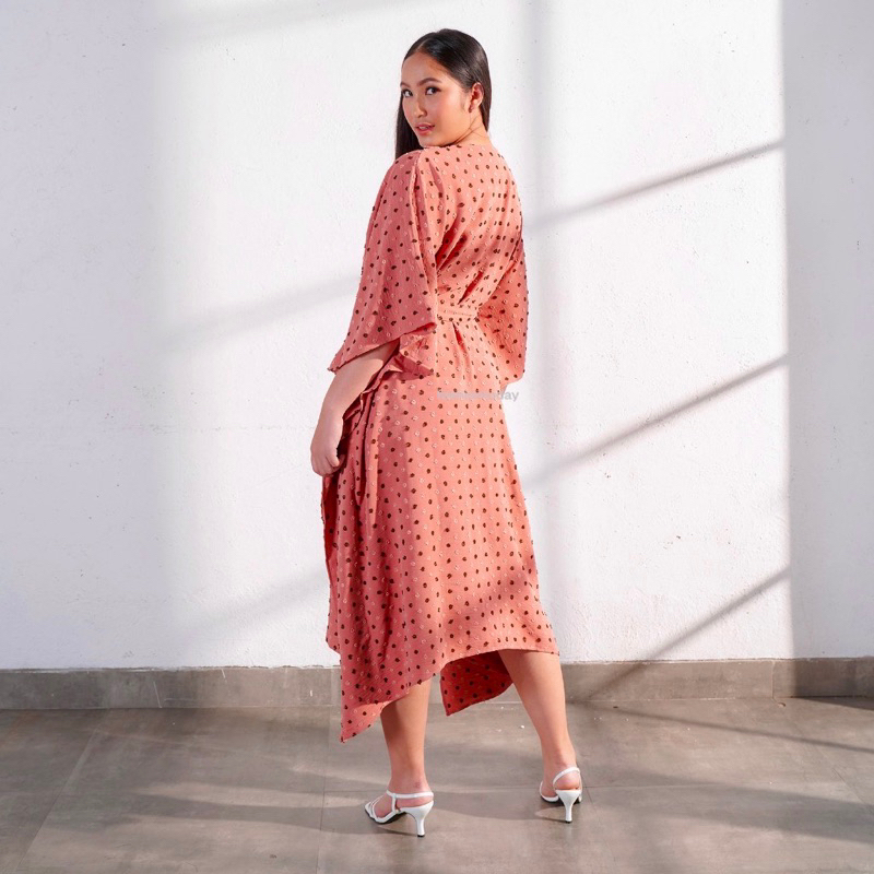 AERI KAFTAN - FASHION TODAY By Alice Norin