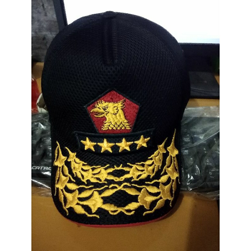 Topi Gerindra hitam bintang 4