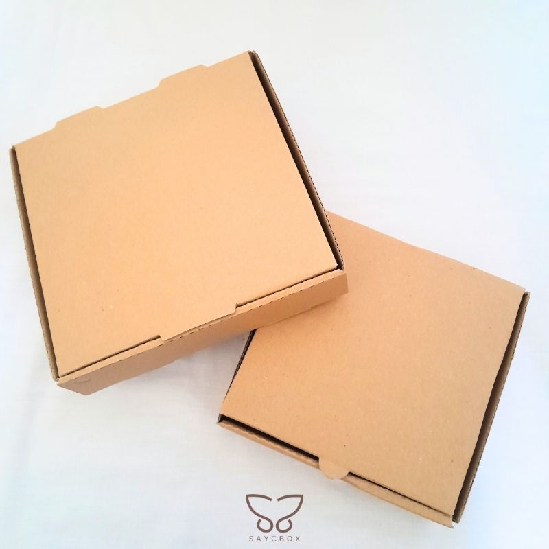 

Box hampers giftbox kardus hampers wisuda kado