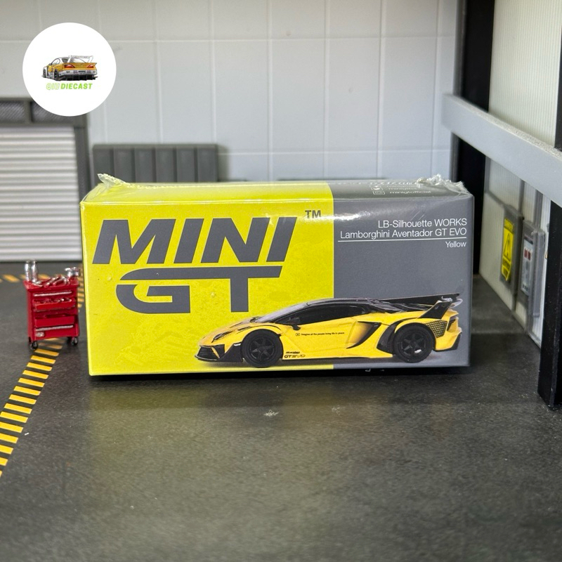 Mini GT 639 Lamborghini LB-Silhouette WORKS Aventador GT EVO Yellow LBWK