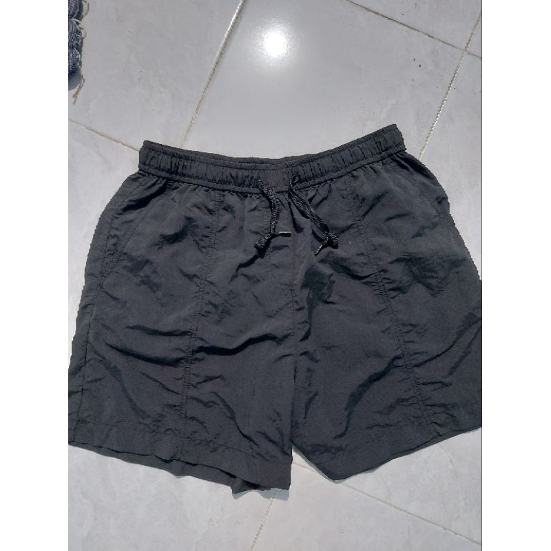 celana pendek top ten second