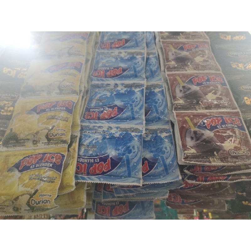

Pop ice aneka rasa 1 renteng isi 10 sachet