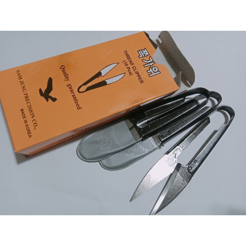 

1 Box GUNTING STAINLESS STEEL TC - 805BS Hitam / Gunting Benang 1 Box (isi 12pcs)