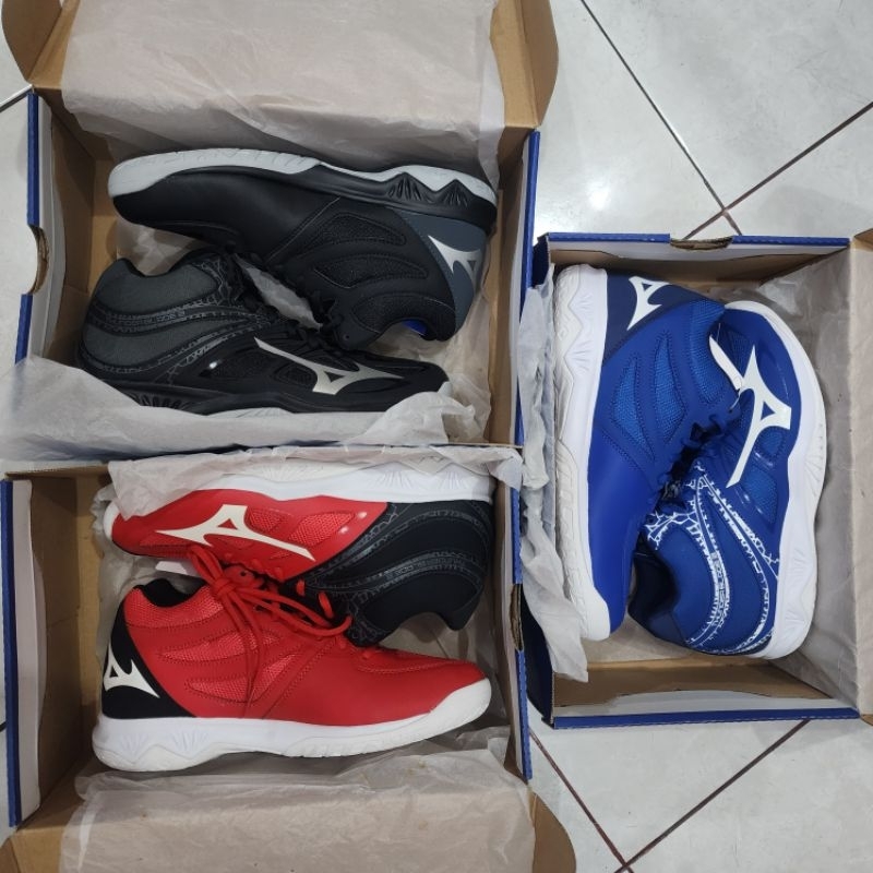 REAL PICT SEPATU VOLI MIZUNO ORIGINAL THUNDER BLADE 2 MID